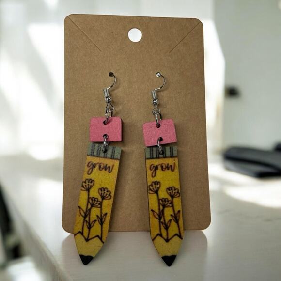 Jewelry - BOUTIQUE WOODEN BOHO PENCIL EARRINGS FLORAL GROW PATTERN GREAT GIFT